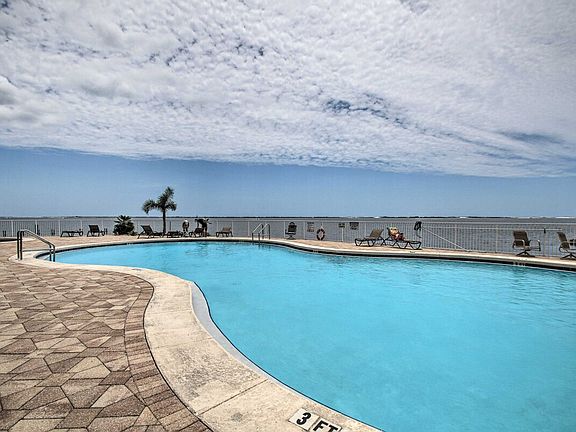 4th image of 4263 Bay Beach Ln #Id1385802p