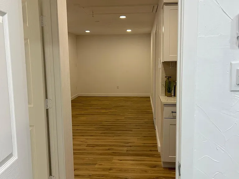 4207 Ashmont Ct #1 — Photo 23