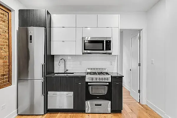 Rented by Vector New York, LLC | media 11