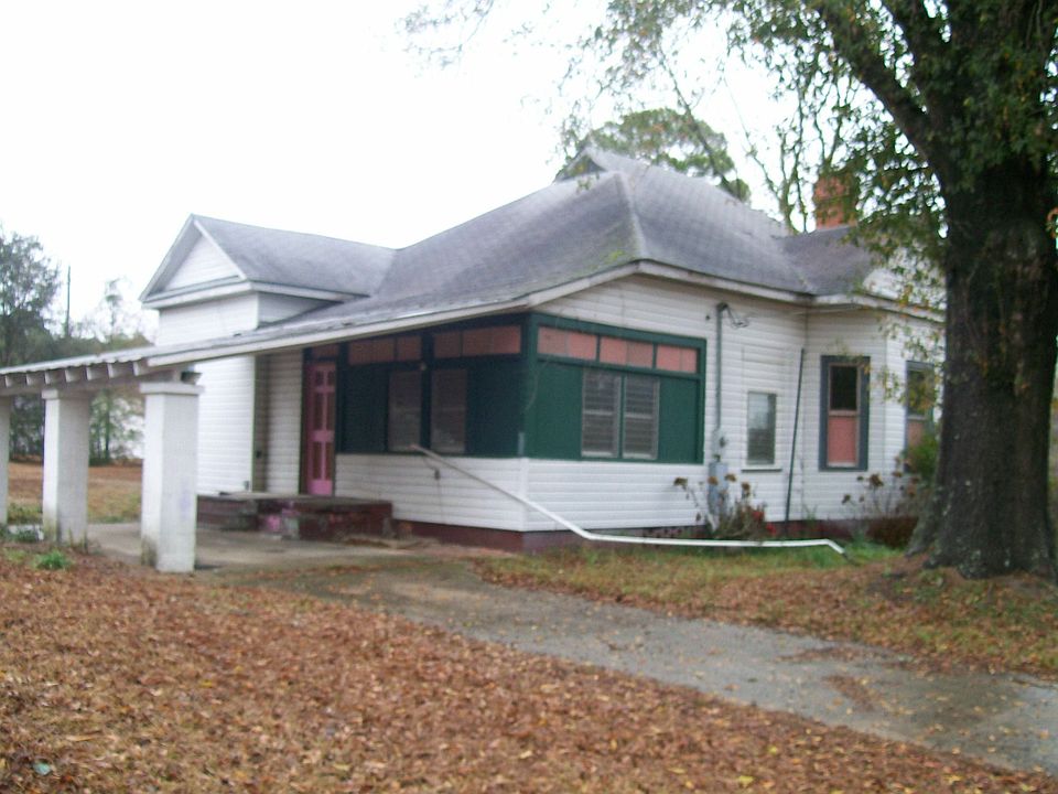 2nd image of 911 Sessions St