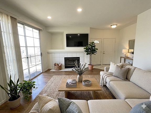 4th image of 11960 Tivoli Park Row Unit 3