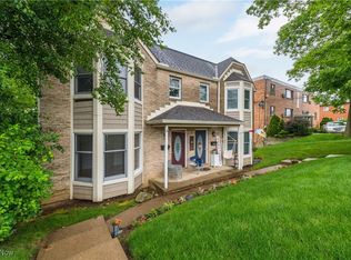 20652 Detroit Rd, Rocky River, OH 44116