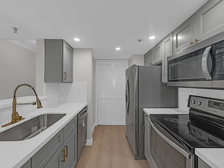 3525 Sage Rd #304 — Photo 13