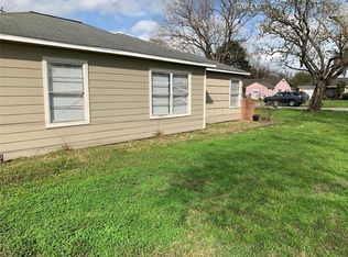 1510 Scarborough Ln, Pasadena, TX 77502