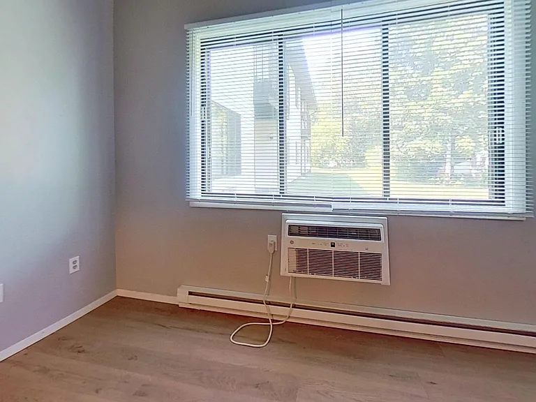3278 North Dousman St. — Photo 9