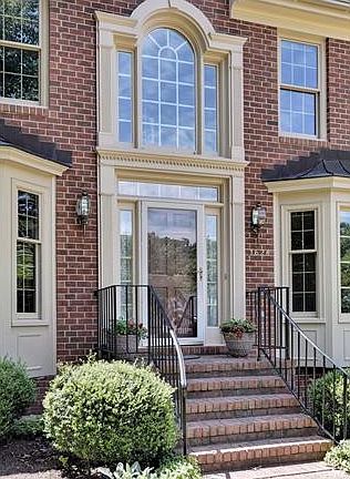3rd image of 3628 Bridgewater Dr