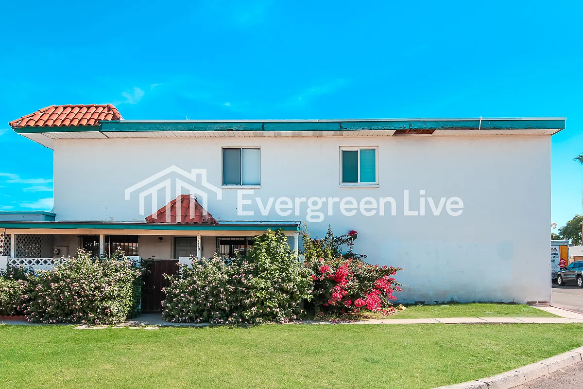 Building Photo - 2133 W Turney Ave #71B
