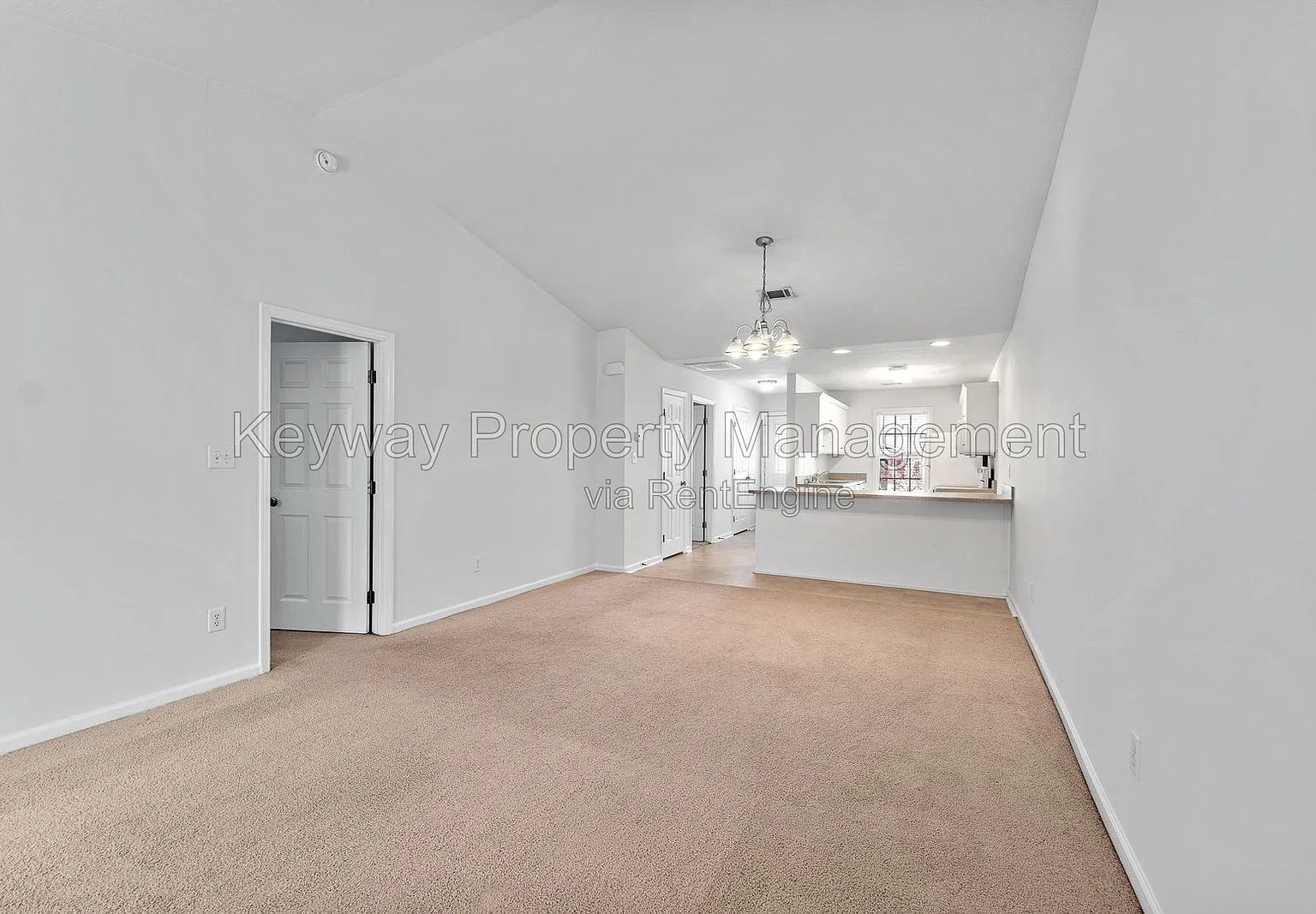 2 bed, 2.0 bath, 1046 sqft, $1,250 — Photo 4