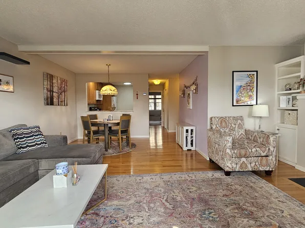 55 Mill Plain Road #26-1, Danbury, CT 06811