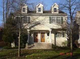 27 Russell Pl #1, Summit, NJ 07901