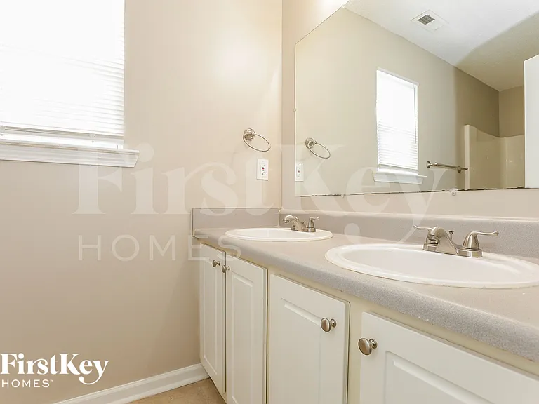 3606 Ginnis Dr SW #8 — Photo 16