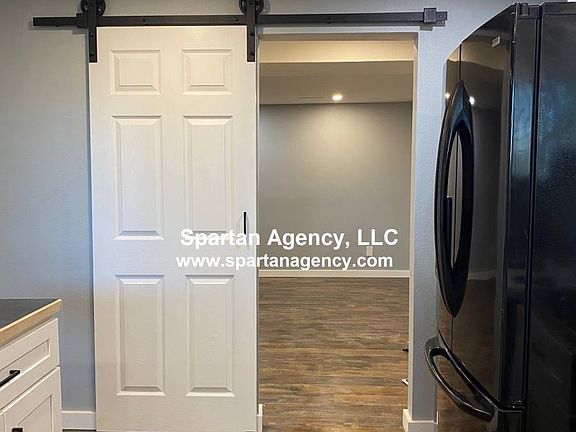 4th image of 2405-1 2nd St S