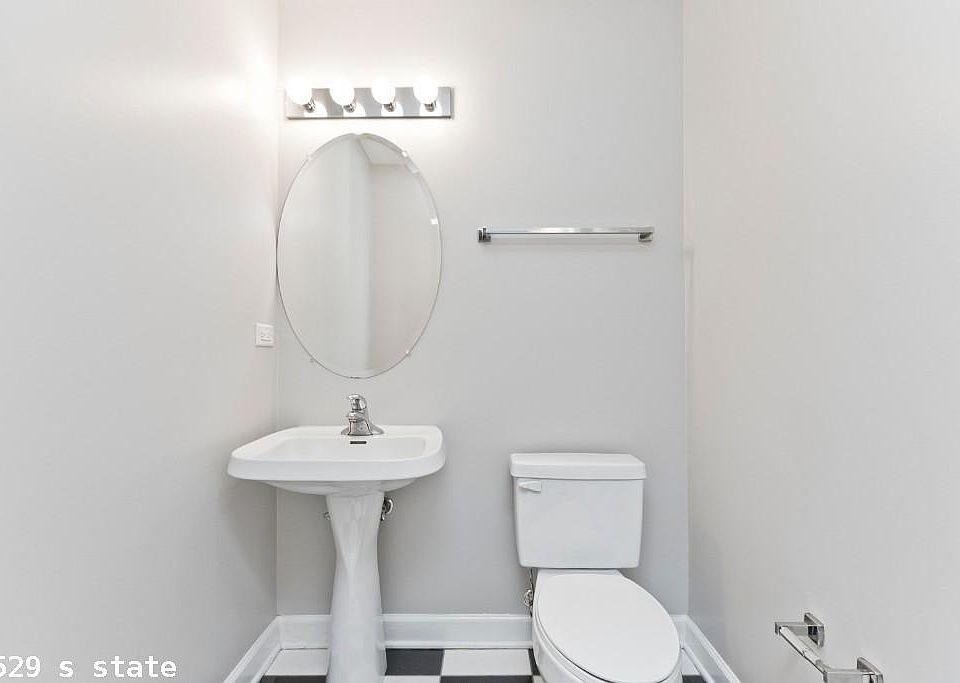 1st image of 1529 S State St #1712