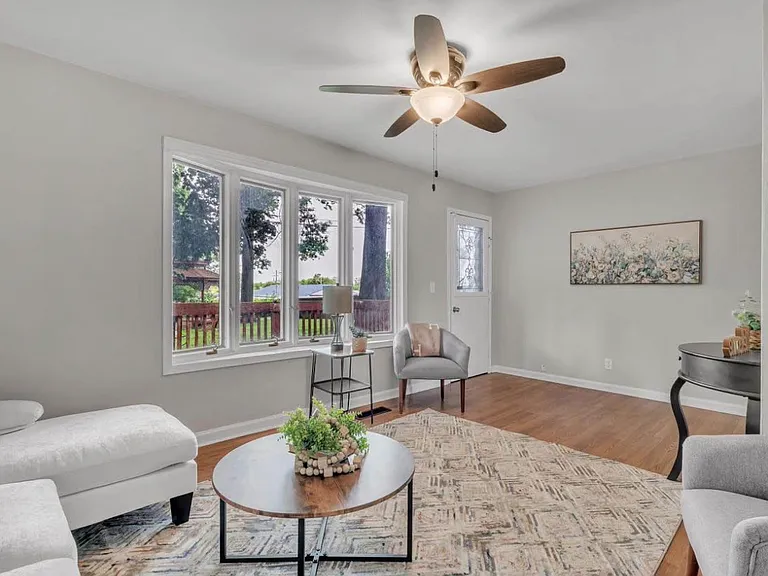 6127 Fair Ave — Photo 13