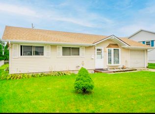 439 Clifton Ave, Romeoville, IL 60446