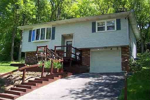 1st image of 2 Normanside Dr