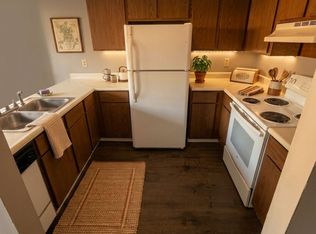 105 New St #11, Jonesborough, TN 37659