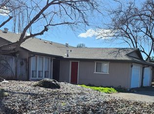 2 Carson St APT A, Chico, CA 95928