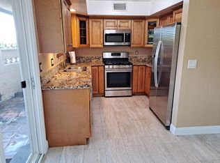 850 E Lynwood Dr APT 11, San Bernardino, CA 92404