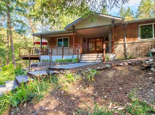 4800 Sardine Creek R Fork Rd, Gold Hill, OR 97525