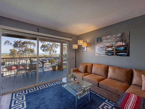 3rd image of 922 Lighthouse Way