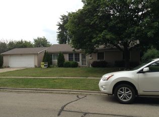 7000 West Ave, Hanover Park, IL 60133