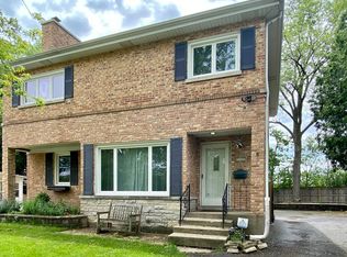 2145 Cedar Ct, Glenview, IL