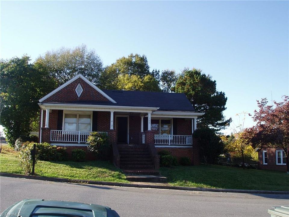 2nd image of 108 S 1st Ave