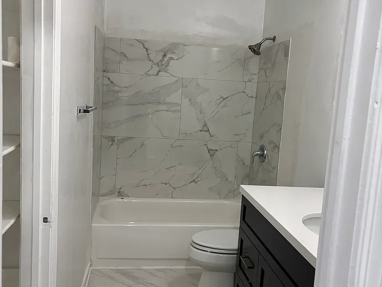 400 Advocate Ct #E — Photo 11