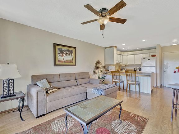 3rd image of 2400 S Ocean Drive #925
