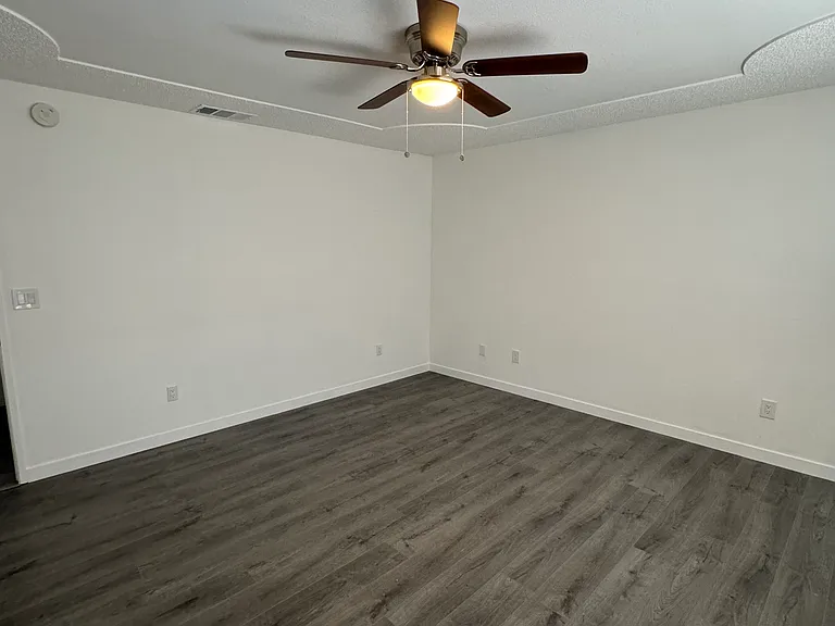 9312 Fir Ave — Photo 7