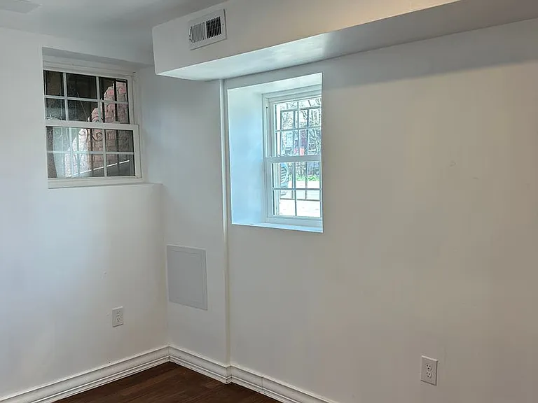 2620 McElderry St — Photo 11