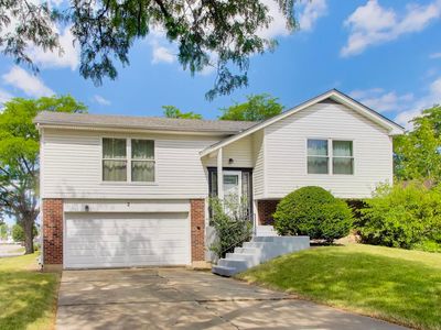2 Oakmont Ct, Streamwood, IL, 60107