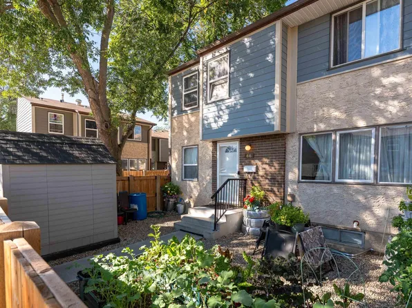 66 Willowdale Pl NW, Edmonton, AB T5T 1Z4