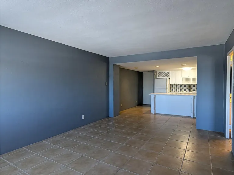 7520 Hornwood Dr #402 — Photo 23