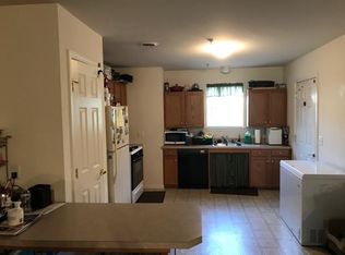 9 Christine Dr, Reading, PA 19606