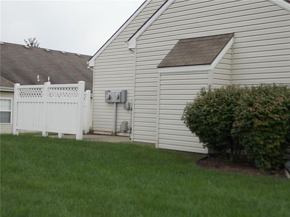 5th image of 2114 N 83rd Ter