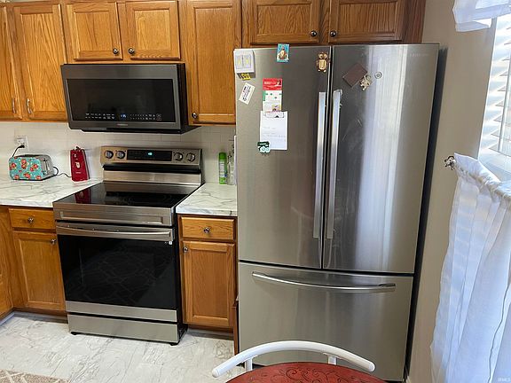 2nd image of 4215 Halford Dr
