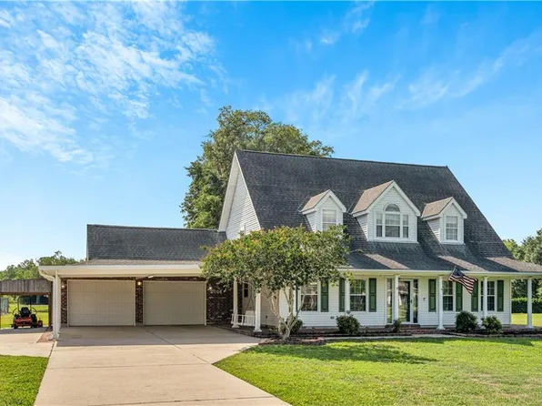 2014 Sylvia Blvd, Saint Bernard, LA 70085