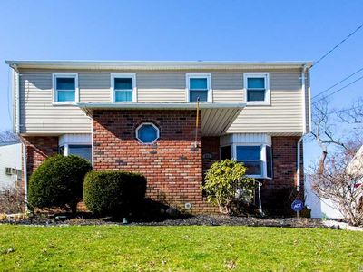 277 N Hamilton Ave, Lindenhurst, NY, 11757