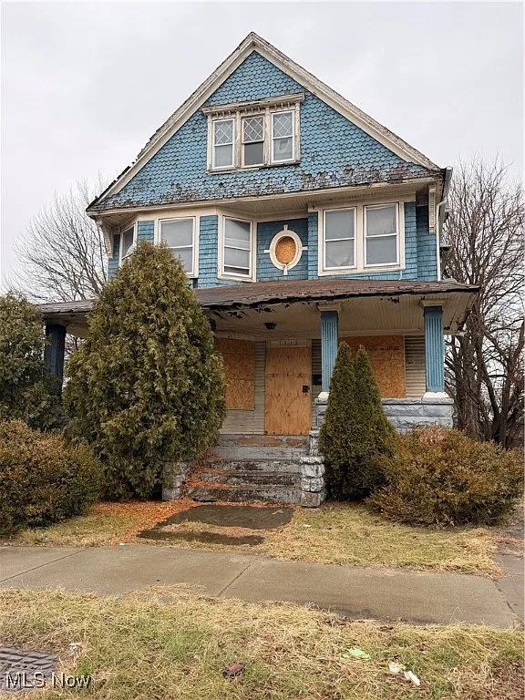 7515 Superior Ave photo 1