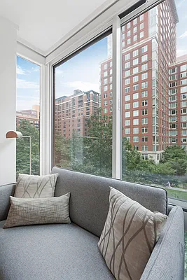 Rented by Compass | media 14