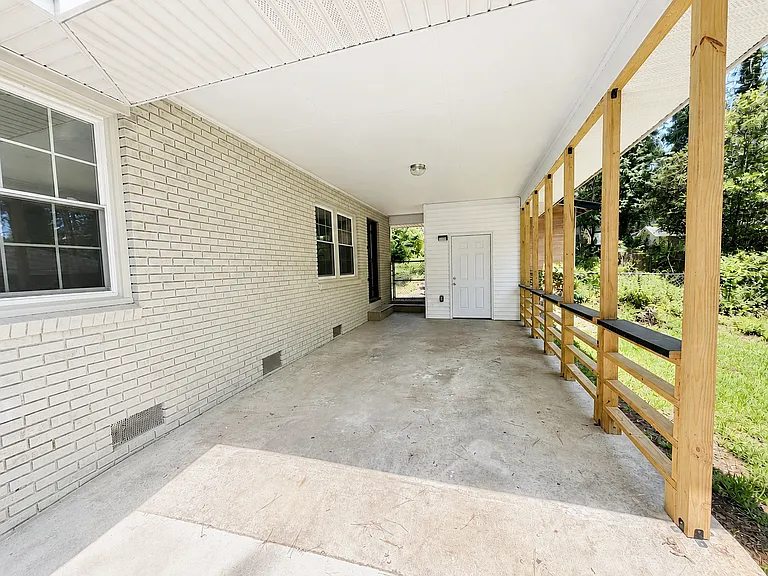 836 Delverton Rd — Photo 9