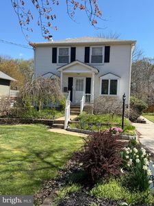 431 N Forklanding Rd, Maple Shade, NJ, 08052