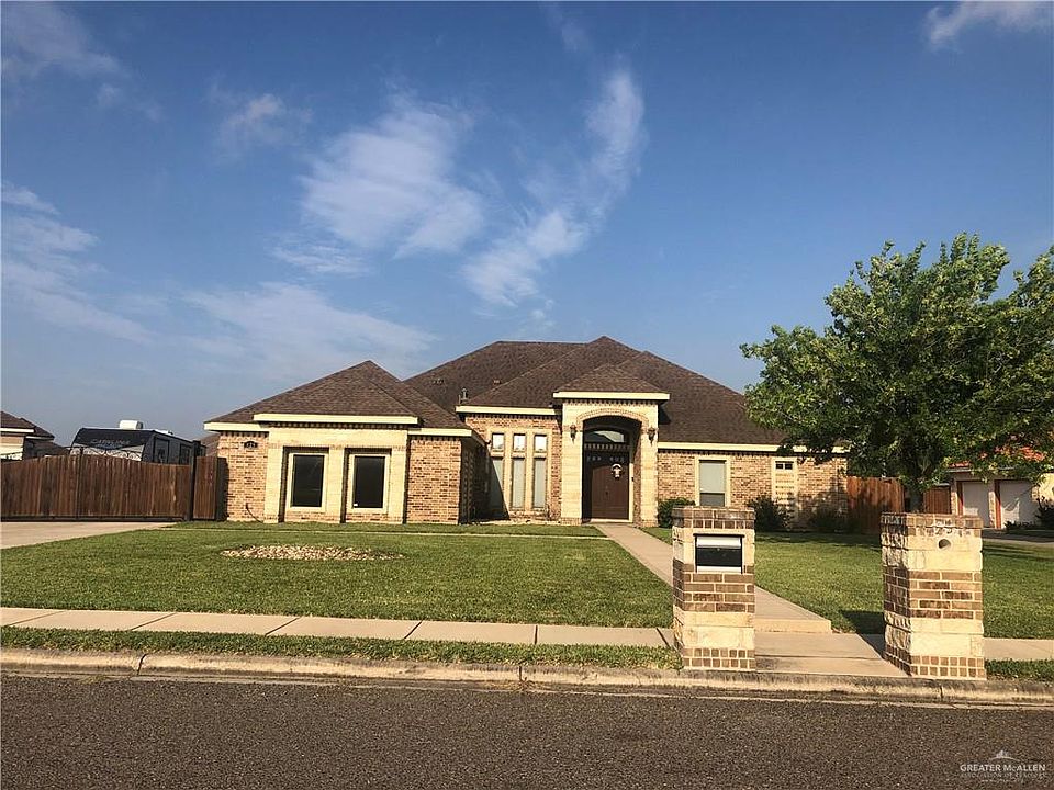 1st image of 825 Sinatra Dr