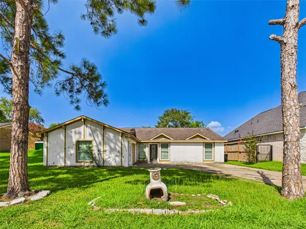 11419 Blackhawk Blvd, Houston, TX 77089