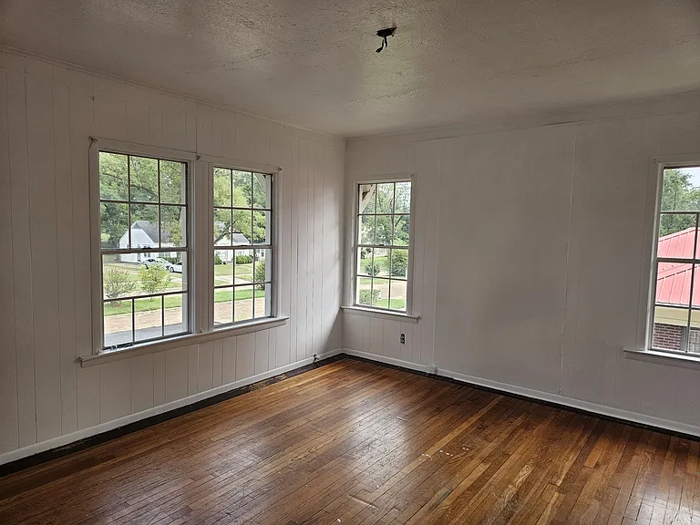 bedroom#1