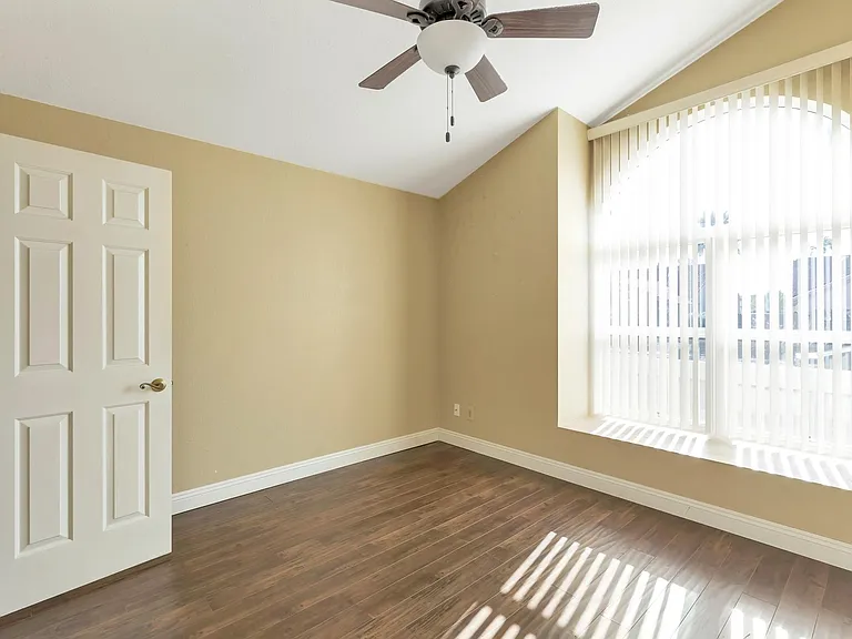 13319 N 101st Pl — Photo 11