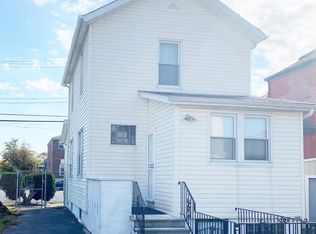 3175 Layton Ave, Bronx, NY 10465