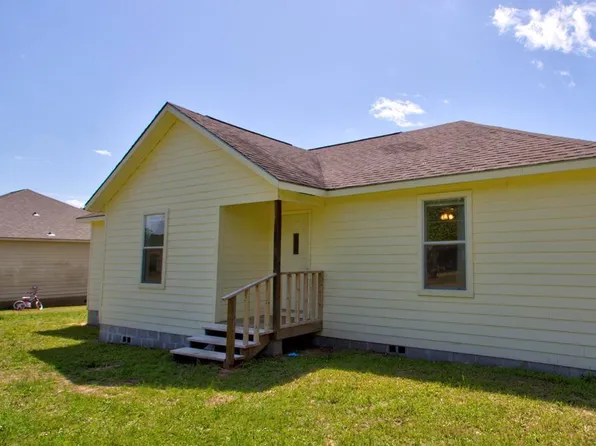 124 S Burgess St, Fouke, AR 71837